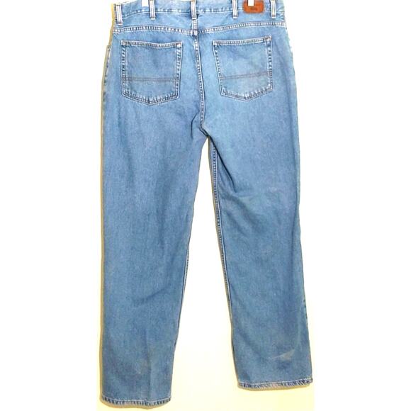 LL Bean Jeans Men's Sz 40 x 34 Classic Fit Straight Leg Medium Wash Denim - Picture 4 of 10